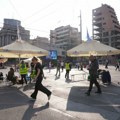 Blokiran saobraćaj na raskrsnici Nemanjine i Kneza Miloša: Ispred Vlade nastavljen protest zaposlenih na univerzitetu