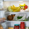Banane, paradajz i još neke omiljene namirnice mogu da propadnu brže ako ih čuvate na pogrešnom mestu