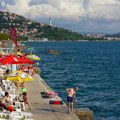“Vi živite u srednjem veku”: Na jednoj od najneobičnijih plaža u Evropi, turistkinja izazvala incident