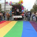 Dreg performerka Aleksis Plastik napadnuta u gradskom prevozu