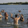 Ako planirate kupanje na Peskari, obavezno pogledajte ovu tablu: Šta kupači smeju, a šta nikako ne smeju da rade