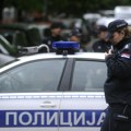 Incident na Novom Beogradu: Muškarac priveden kod Starog Merkatora, pa pobegao iz policijskog vozila