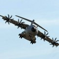 Драма на небу изнад Британије: Војна грдосија послала шифру 7700, авион РАФ-а сатима кружи у ваздуху!