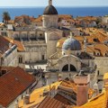 Dubrovnik finansira dodatne medicinske timove u turističkoj sezoni