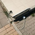 Čitalac apeluje na nadležne Izolovati električni priključak na keju