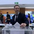 Siniša Mali glasao na Zvezdari, u Beogradskoj poslovnoj školi