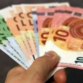 Dinar opet ruši rekord, kurs 117,5135