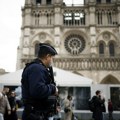 Muškarac upucao dvojicu policajaca: Drama u policijskoj stanici u Parizu: Izrešetao ih kada su počeli da ga pretresaju