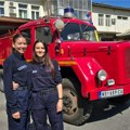 (Фото, видео) твоја реч: Маријана Каран (21) и Тамара Мијаиловић (30) – ватрогасци и ми узимамо млаз и идемо прве