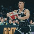 Lakića doćekali u Zadru: "Vrati se; Nemoj, bolji je Partizan"