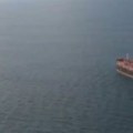 Maskirani francuski vojnici napali ruski tanker „flote senke“ (video)