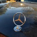 Kupio polovan Mercedes, primetio da ne koči dobro, a onda je usledio šok! Automobil imao drvene kočnice - evo šta je bivši…