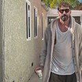 Marko Jarić neprepoznatljiv Pustio kosu i bradu, pa u pocepanoj majici i bademantilu prošetao: Isplivale slike NBA zvezde