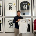 Zvanično! Aleksandar Kolarov potpisao za Čukarički!