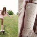 Potajno priželjkujemo kišu, a razlog su nove Hunter čizme u floralnom dezenu