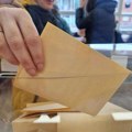 Vučić: Novi paravani za glasanje koštaće oko 8 miliona evra