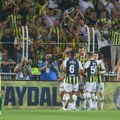 Fener na "eks-Ju" pogon - Tadić asistirao, promašio penal; Džeko dva puta pogodio