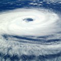 Japan: Zbog tajfuna Lan naređena evakuacija 240.000 ljudi, otkazani letovi