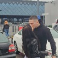 (Video) Prvi poljubac Aleksandre Mladenović i njenog novog dečka: Pred kamerama pljušte emocije, a ona poručuje: "srećna…