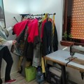 Dizajnerka Darinka Dražič dizajnira odeću od recikliranih materijala u Mokrinu