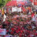 Obeležavanje Prvog maja u svetu: Nezadovoljstvo rastućim cenama, uslovima rada i ratom u Iranu