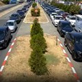 (Foto, video) Egzodus Srba iz Grčke! Haos na Evzoniju, formira se kolona i na Dojranu: Neki putnici čekali više od tri sata da…