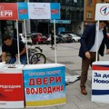 Dveri: SNS svakodnevno ometa kampanju u Novom Sadu, trčkaraju za našim članovima