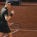 Siner u osmini finala mastersa u Rimu