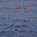 Građani Berlina se okupali u gradskoj reci, žele ukidanje stogodišnje zabrane