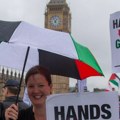 London odgovorio Izraelu: ne nagrađujemo Hamas, nego pomažemo Palestincima