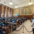 Opozicija napustila salu Skupštine AP Vojvodine, predsedavajuća iz SNS ih prekidala i oduzimala reč – sednica prekinuta