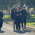 Verica Šerifović se ne odvaja od Rajkovog sina koji je dobio sa drugom: Utučeni zajedno stoje u kapeli