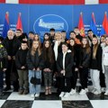 Deca sa Kosova i Metohije u poseti Pokrajinskoj vladi i Skupštini AP Vojvodine