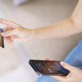 Građani prvi put više plaćaju mobilnim nego elektronskim bankarstvom: NBS objavila brojke za 2025.