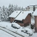 Zlatibor zavejan snegom: Padavine u Zapadnoj Srbiji, brojne ekipe na terenu (foto)