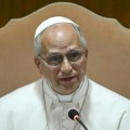 Papa Lav: Neka oružja sa AI su praktično van ljudske kontrole, veštačka inteligencija mora biti razoružana