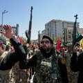 Stotine hiljada Iranaca se okupilo u Teheranu da iskažu spremnost da se bore
