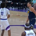 Jokić pokazao zube Amerikancu! Poludeo zbog prljavih poteza, pa žestoko uzvratio! A onda - pogled o kom se priča! (video)