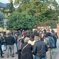 VIDEO: Đaci Jovine gimnazije vratili se u zgradu škole, najavili protest zbog prisluškivanja