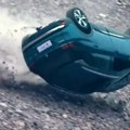 Poseban test: Neko je nizbrdo bacio Volkswagen Tiguan i Peugeot 3008