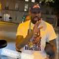 Isplivao snimak iz drugog ugla! Evo zbog čega se Lebron drao na dečaka koji je želeo da se fotografiše sa njim... Video