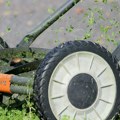 Menja se režim saobraćaja od petlje Ruma do petlje Drenovac, razlog - košenje trave