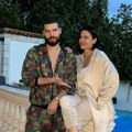 "Ja i moja ćerka": Majka Adama Adaktara ostala trudna u 47, doživela spontani, a sada šokirala objavom