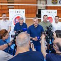 (Фото) Покрајински секретар за спорт и омладину Дане Баста посетио одбојкашки камп у Бечеју