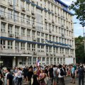 Protest ispred Visoke škole elektrotehnike i računarstva u Beogradu: Podrška Užičanima, mobilna blokada u Novom Sadu…