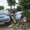 Oluja rušila drveće i nosila krovove sa kuća: Nevreme u Skoplju izazvalo haos, više od 50 intervencija