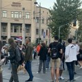 Skupovi podrške za privedenog studenta Bogdana Jovičića u više gradova u Srbiji