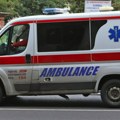 Jedna osoba poginula, jedna teško povređena u sudaru dva vozila