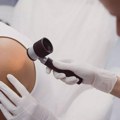 Besplatni pregledi kože u zrenjaninskoj bolnici: U subotu skrining za 50 građana, i bez zdravstvenog osiguranja Besplatni…