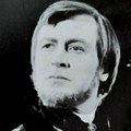 Umro Dušan Simić: Čuveni umetnik nas je napustio u 75. godini života